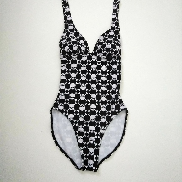 Kaligirlz Other - Kaligirlz Skull & Crossbones One Piece Swimwear